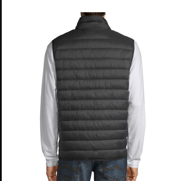 Men’s Puffer Vest Med Or Large New W/Tags - Picture 2 of 3